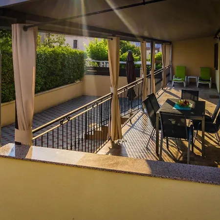 Villa Maria, Big Garden, Private Parking